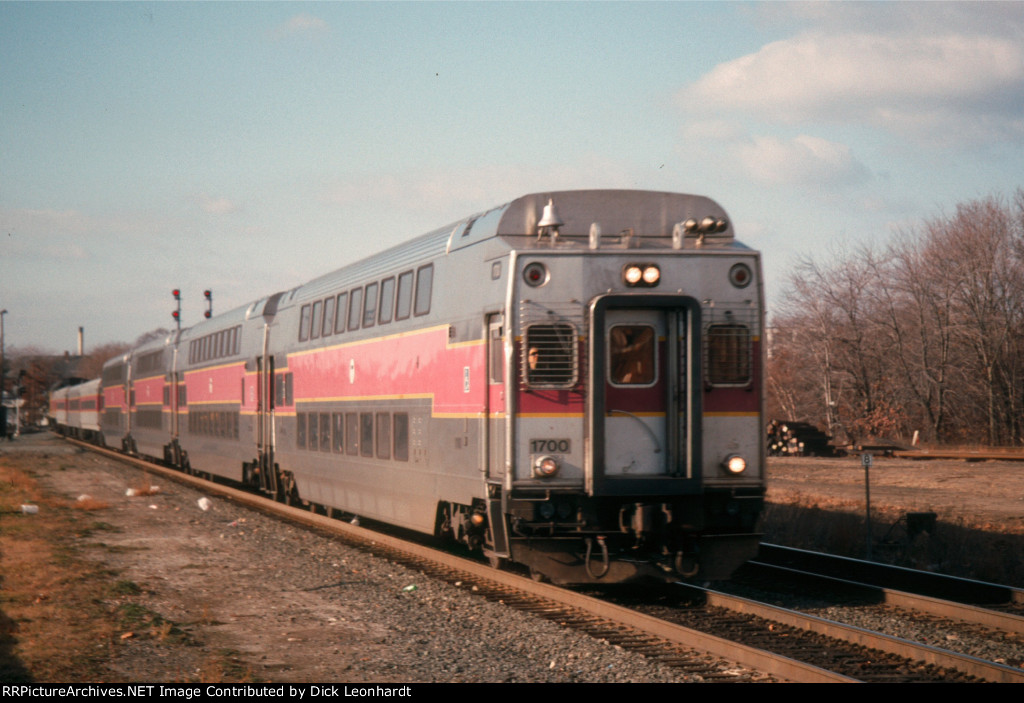 MBTA 1700